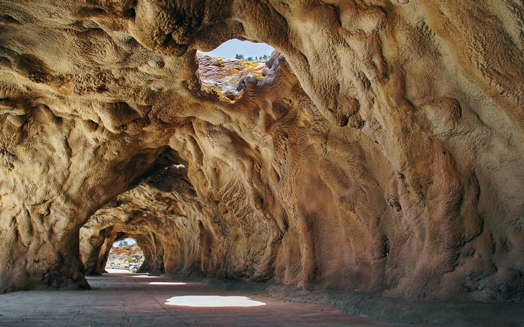 Palma Mağaraları